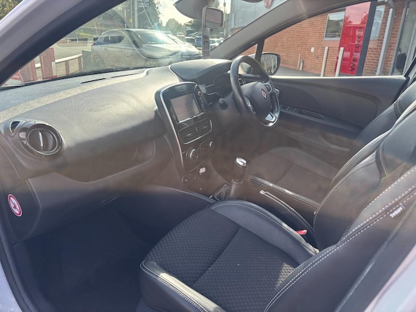 Used Renault Clio 2018 for sale - 76136498: Photo 13
