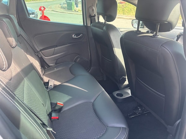 Used Renault Clio 2018 for sale - 76136498: Photo 15
