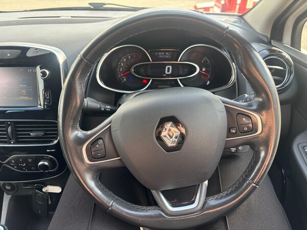 Used Renault Clio 2018 for sale - 76136498: Photo 20