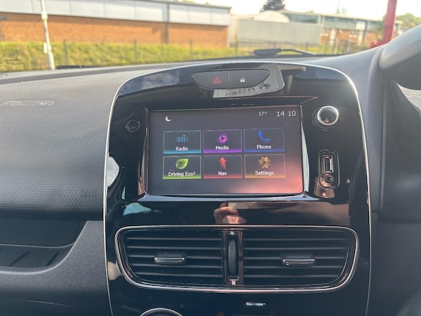 Used Renault Clio 2018 for sale - 76136498: Photo 21