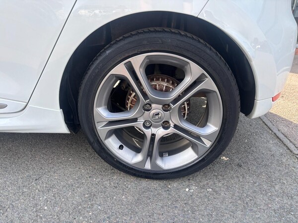 Used Renault Clio 2018 for sale - 76136498: Photo 27