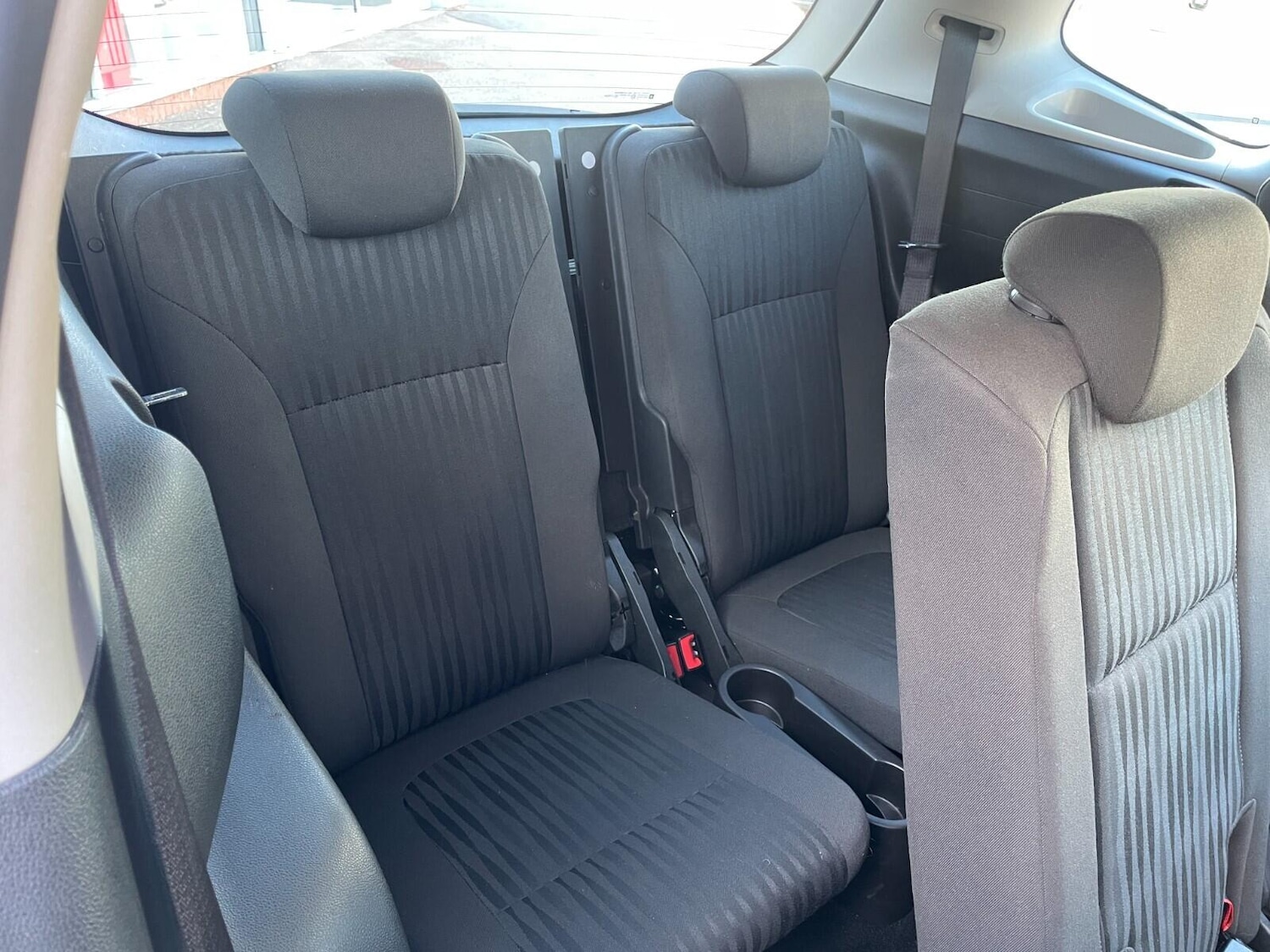 Used Vauxhall Zafira Tourer 2015 for sale - 76083889: Photo 11