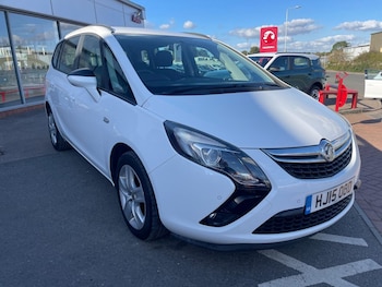 Used Vauxhall Zafira Tourer 2015 for sale - 76083889: Photo 3