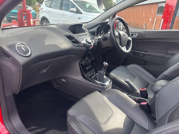 Used Ford Fiesta 2015 for sale - 75406819: Photo 14