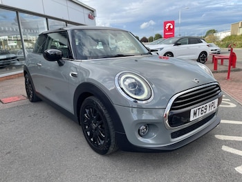 Used MINI Hatch 2019 for sale - 75838577: Photo