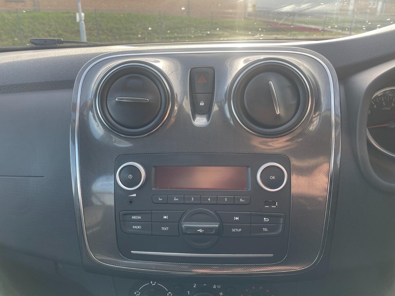 Used Dacia Sandero Stepway 2018 for sale - 76398905: Photo 19