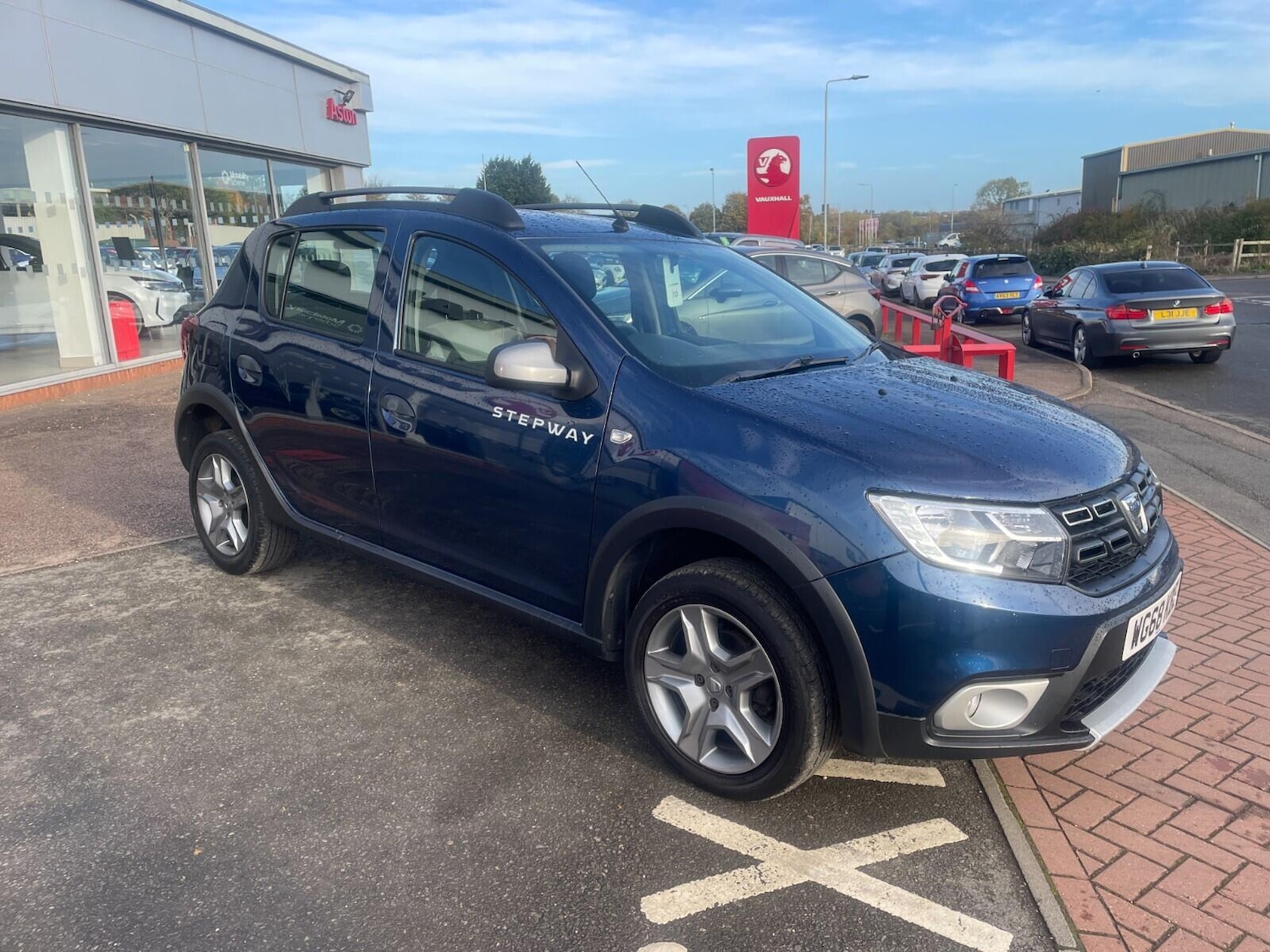 Used Dacia Sandero Stepway 2018 for sale - 76398905: Photo 3
