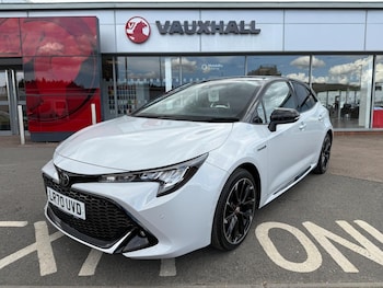 2020 (70) - GR Sport 1.8 VVT-h 122PS CVT Automatic 5-Door