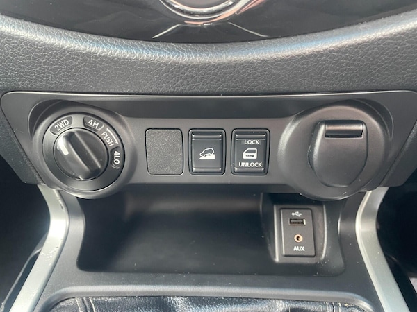 Used Nissan Navara 2016 for sale - 76012742: Photo 23