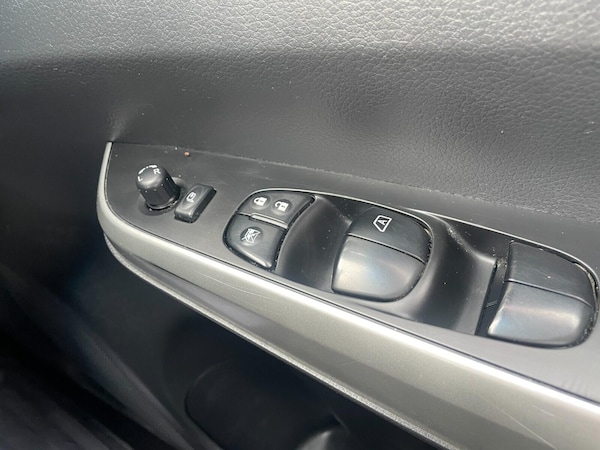 Used Nissan Navara 2016 for sale - 76012742: Photo 26