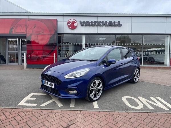 Used Ford Fiesta 2018 for sale - 76042424: Photo 1