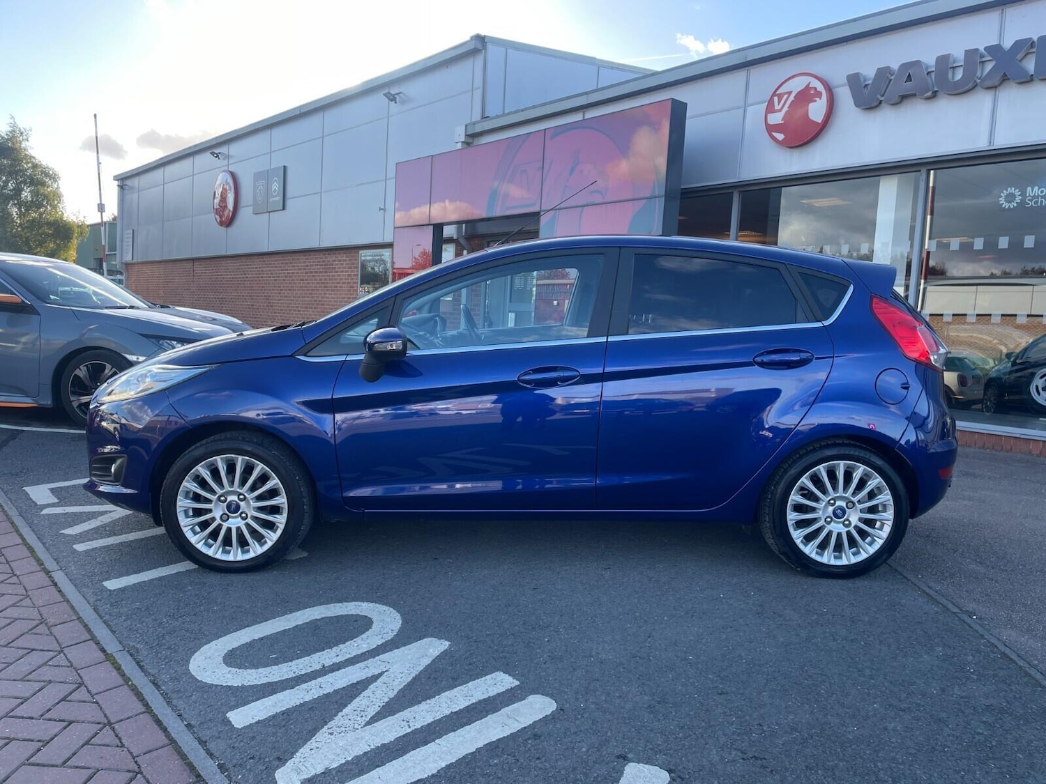 Used Ford Fiesta 2014 for sale - 76398441: Photo 2