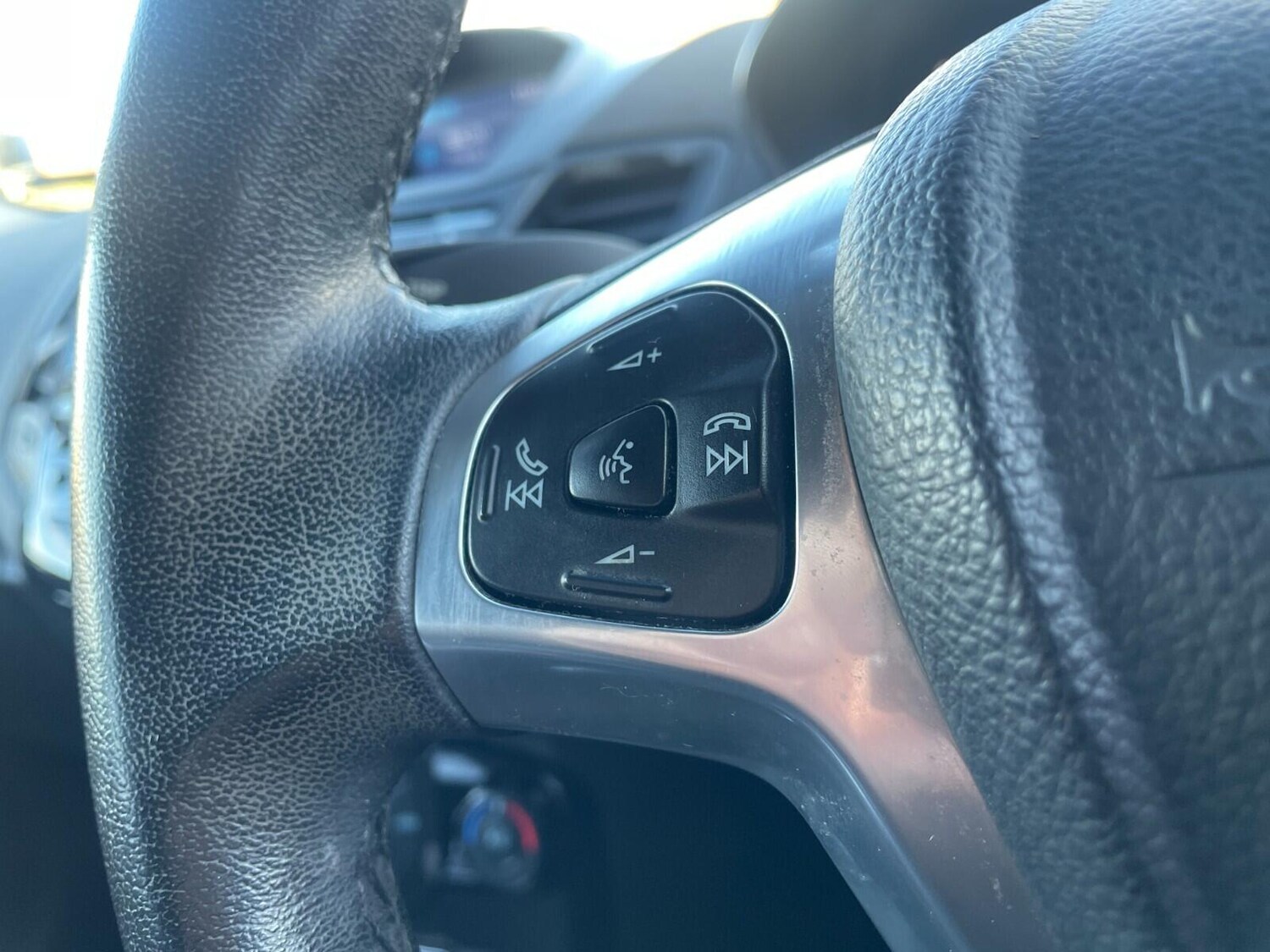 Used Ford Fiesta 2014 for sale - 76398441: Photo 22