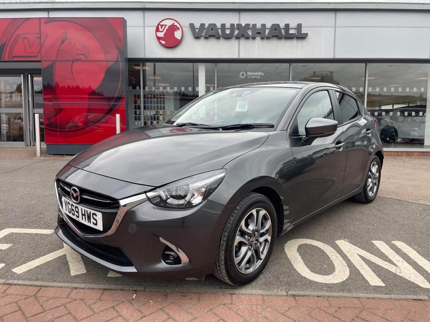 Used Mazda Mazda2 2019 for sale - 76083819: Photo 1