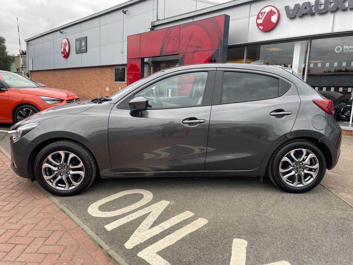 Used Mazda Mazda2 2019 for sale - 76083819: Photo 10