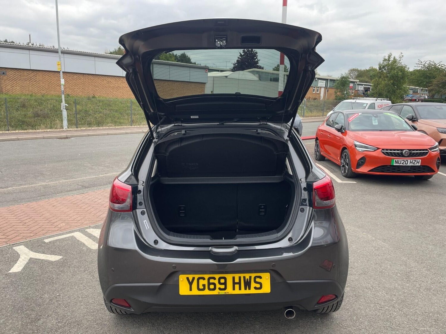 Used Mazda Mazda2 2019 for sale - 76083819: Photo 7