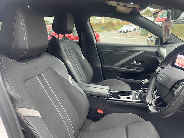 Used Vauxhall Astra 2023 for sale - 76327064: Photo 21