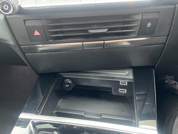 Used Vauxhall Astra 2023 for sale - 76327064: Photo 25