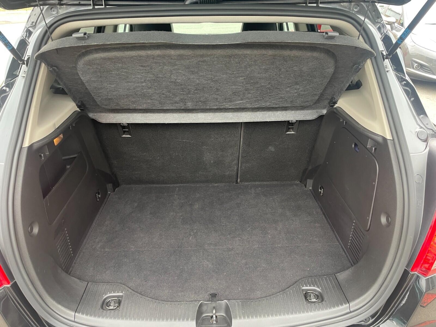 Used Vauxhall Mokka X 2017 for sale - 76122899: Photo 8