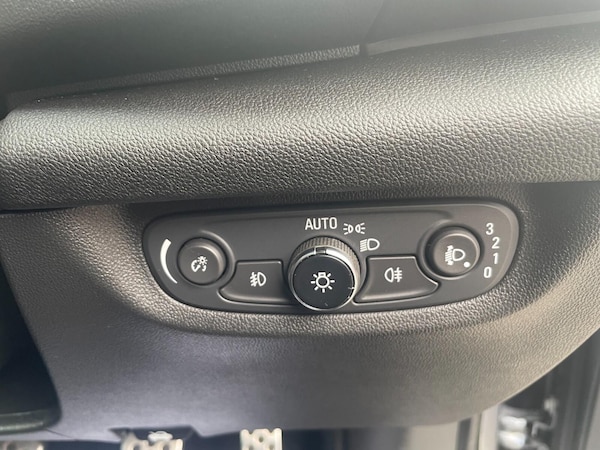 Used Vauxhall Insignia 2019 for sale - 75431290: Photo 19