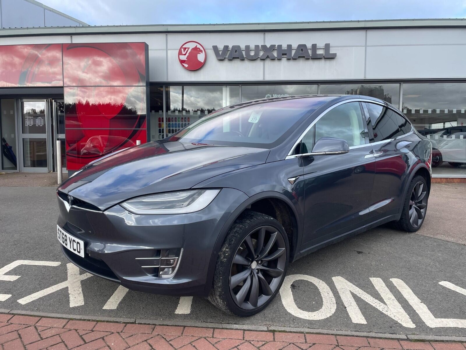 Used Tesla Model X 2019 for sale - 76179299: Photo 1