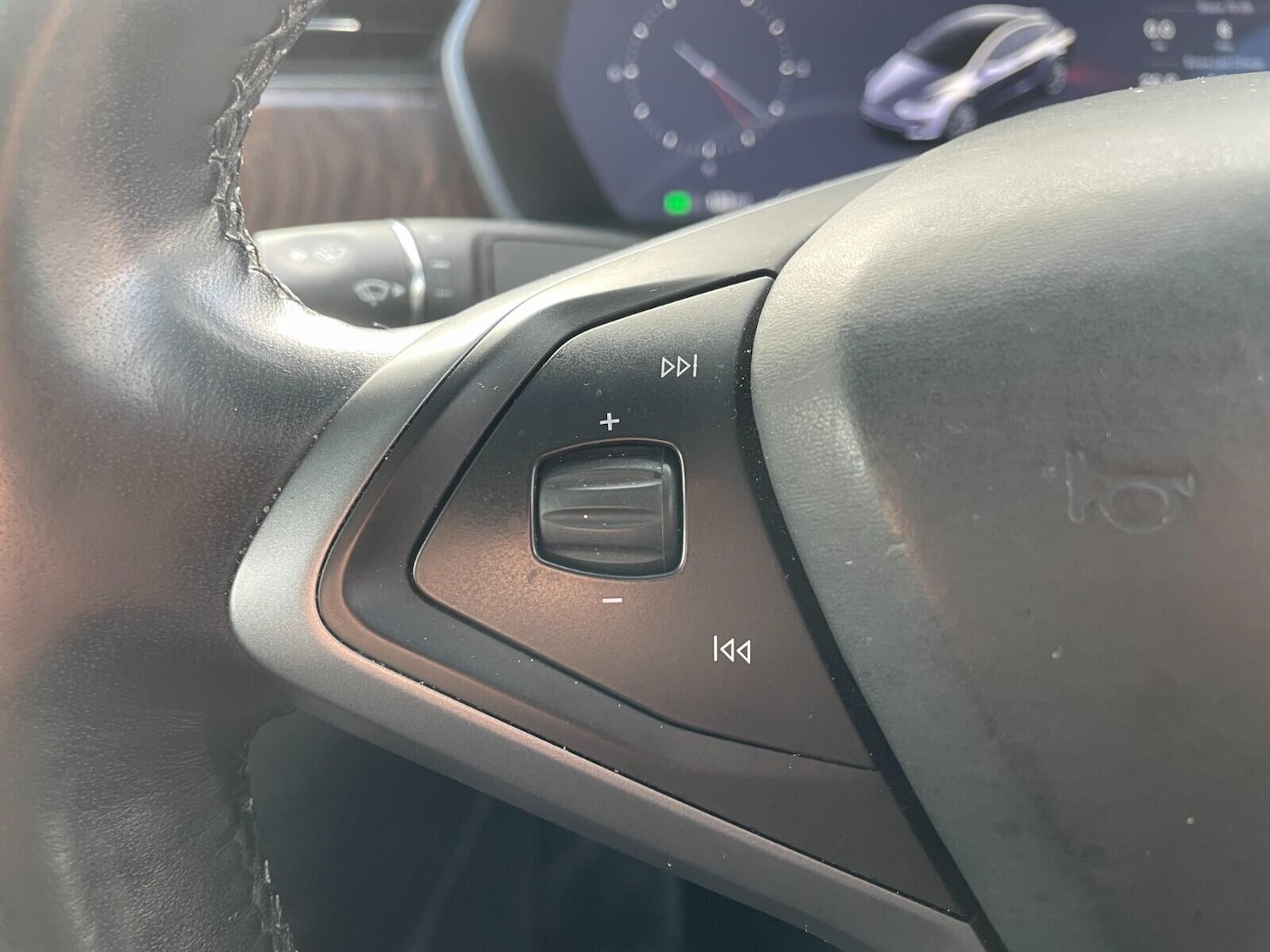 Used Tesla Model X 2019 for sale - 76179299: Photo 25