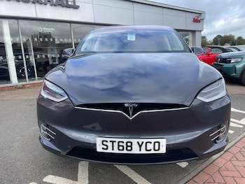 Used Tesla Model X 2019 for sale - 76179299: Photo 2