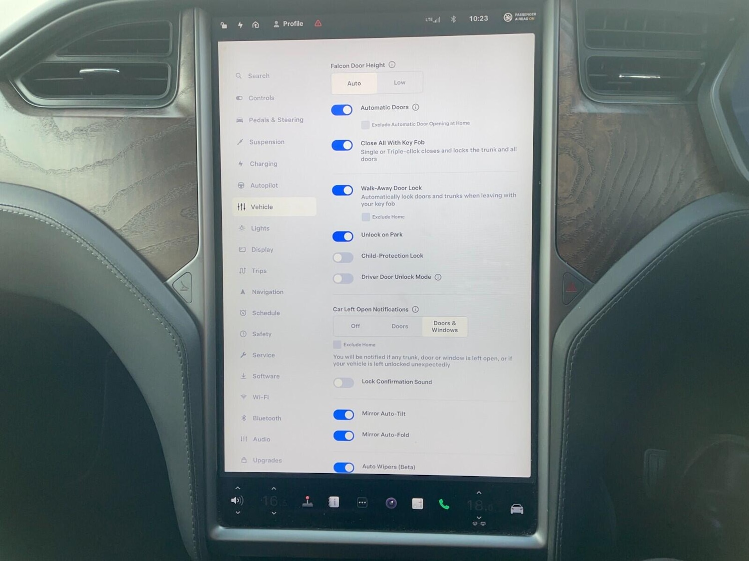 Used Tesla Model X 2019 for sale - 76179299: Photo 31