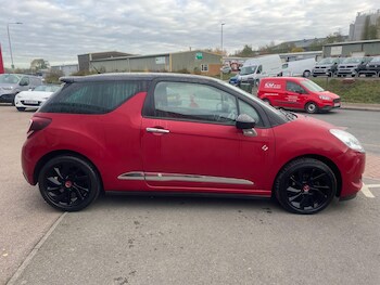 Used DS Automobiles DS 3 2018 for sale - 76360198: Photo