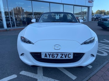 Used Mazda MX-5 2017 for sale - 76200727: Photo 2