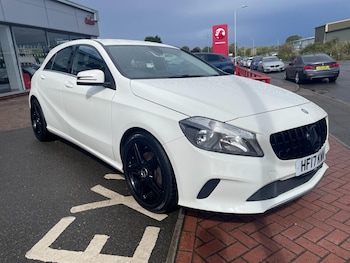 Used Mercedes-Benz A-Class 2017 for sale - 75809020: Photo