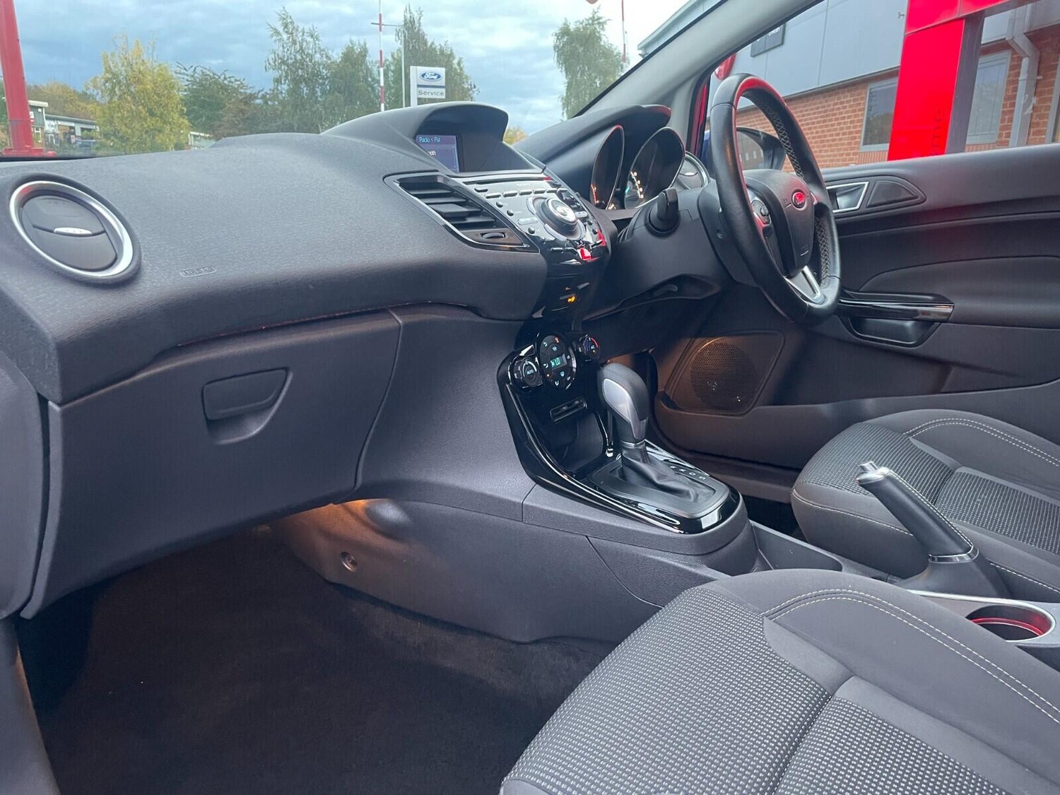 Used Ford Fiesta 2016 for sale - 76371122: Photo 17