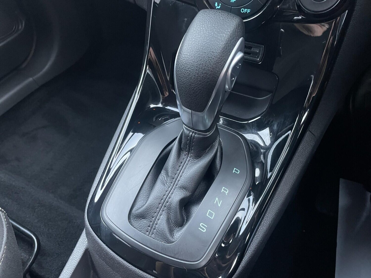 Used Ford Fiesta 2016 for sale - 76371122: Photo 28