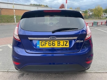 Used Ford Fiesta 2016 for sale - 76371122: Photo