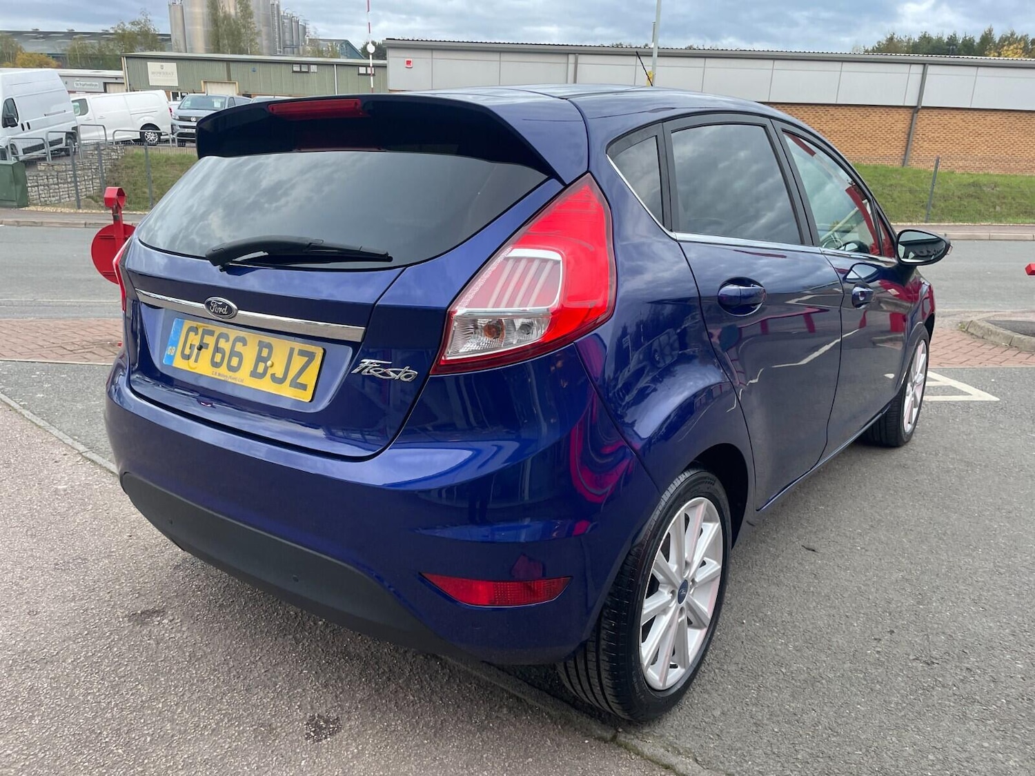 Used Ford Fiesta 2016 for sale - 76371122: Photo 5