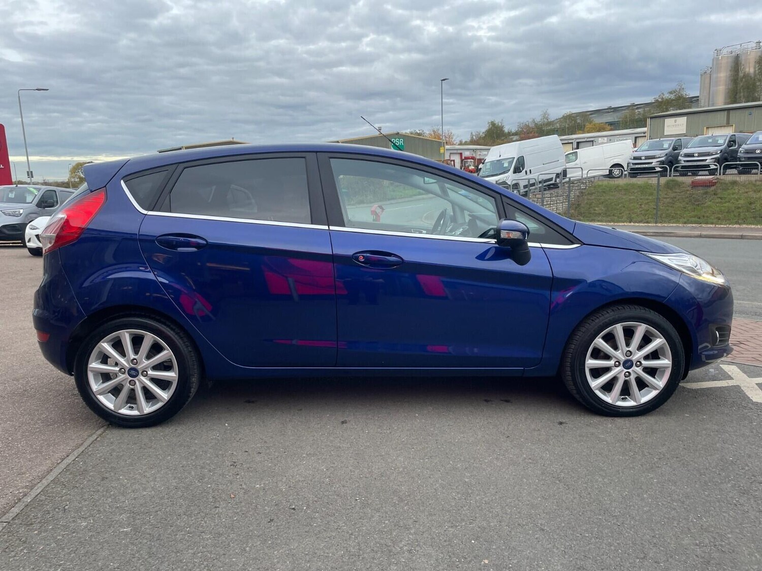 Used Ford Fiesta 2016 for sale - 76371122: Photo 6