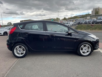 Used Ford Fiesta 2013 for sale - 75914998: Photo