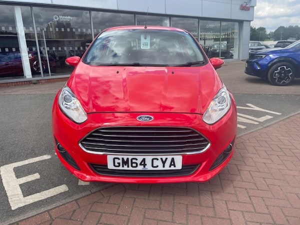 Used Ford Fiesta 2015 for sale - 75696402: Photo 2