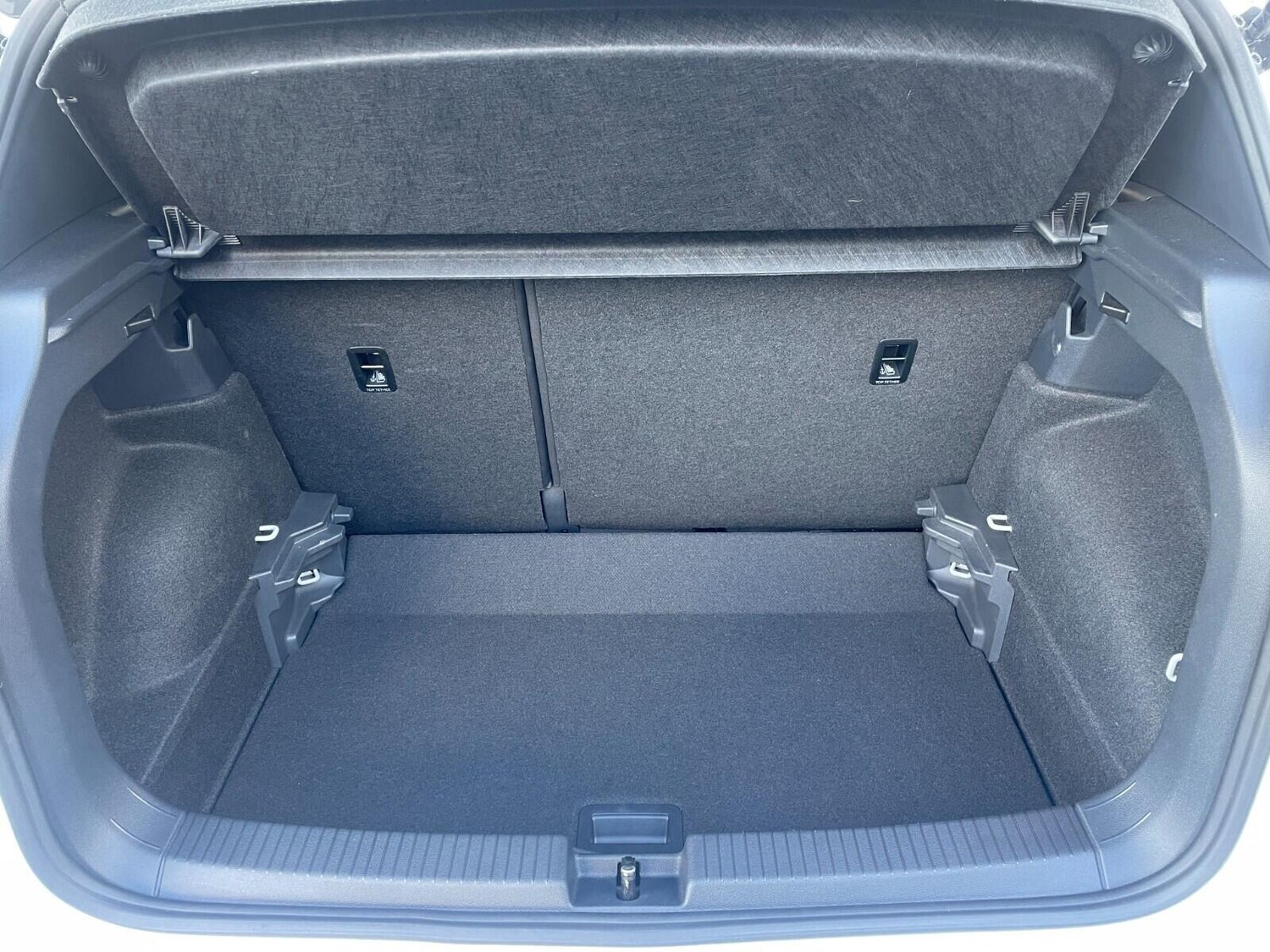 Used Volkswagen T-Cross 2024 for sale - 76072658: Photo 11