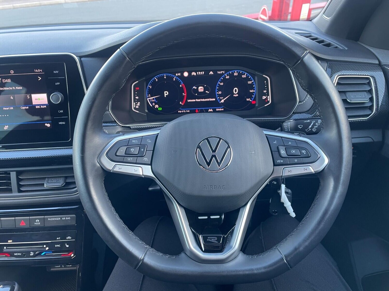 Used Volkswagen T-Cross 2024 for sale - 76072658: Photo 20