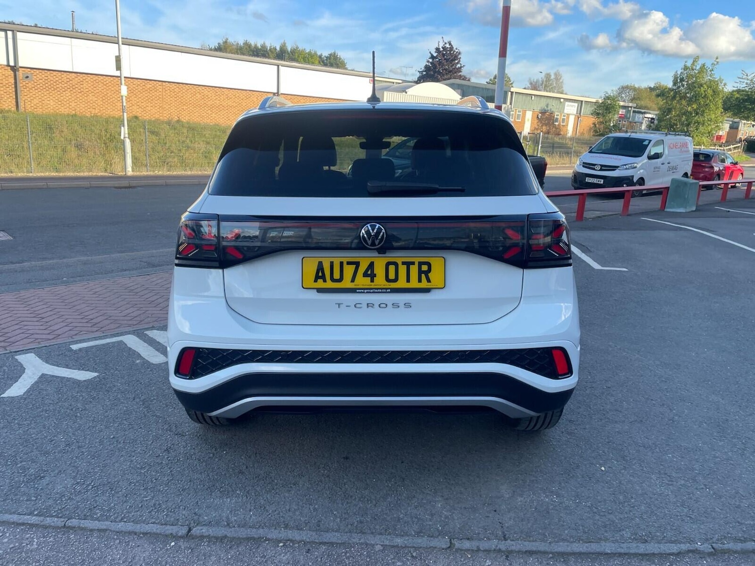 Used Volkswagen T-Cross 2024 for sale - 76072658: Photo 6