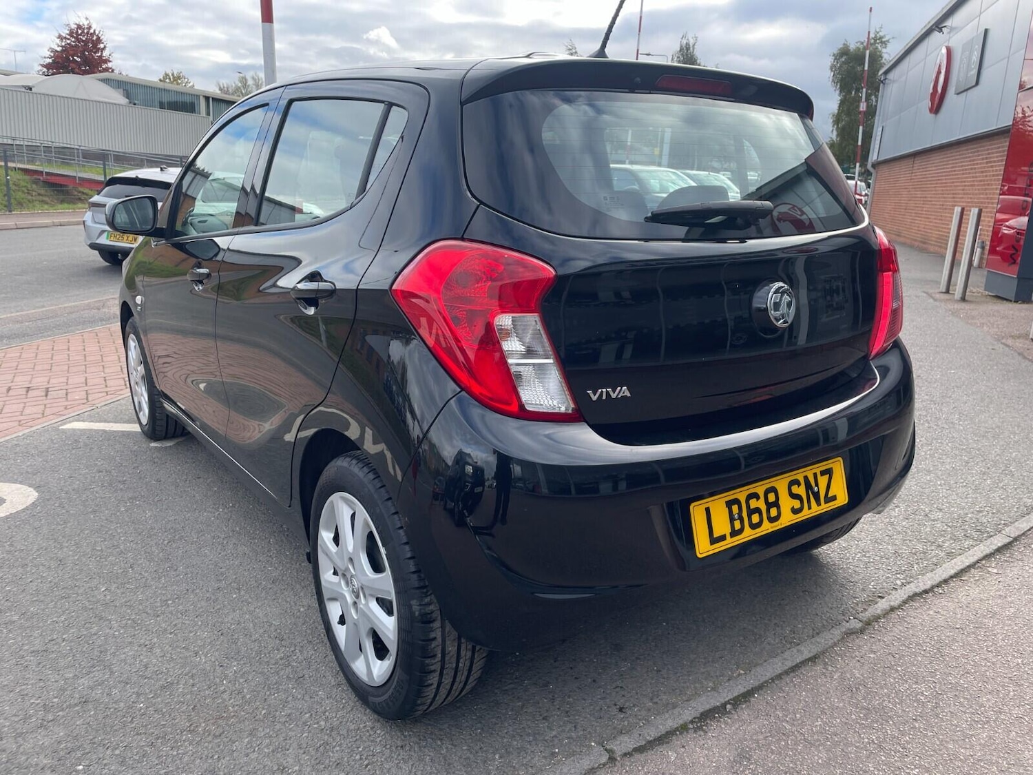 Used Vauxhall Viva 2019 for sale - 76361371: Photo 8