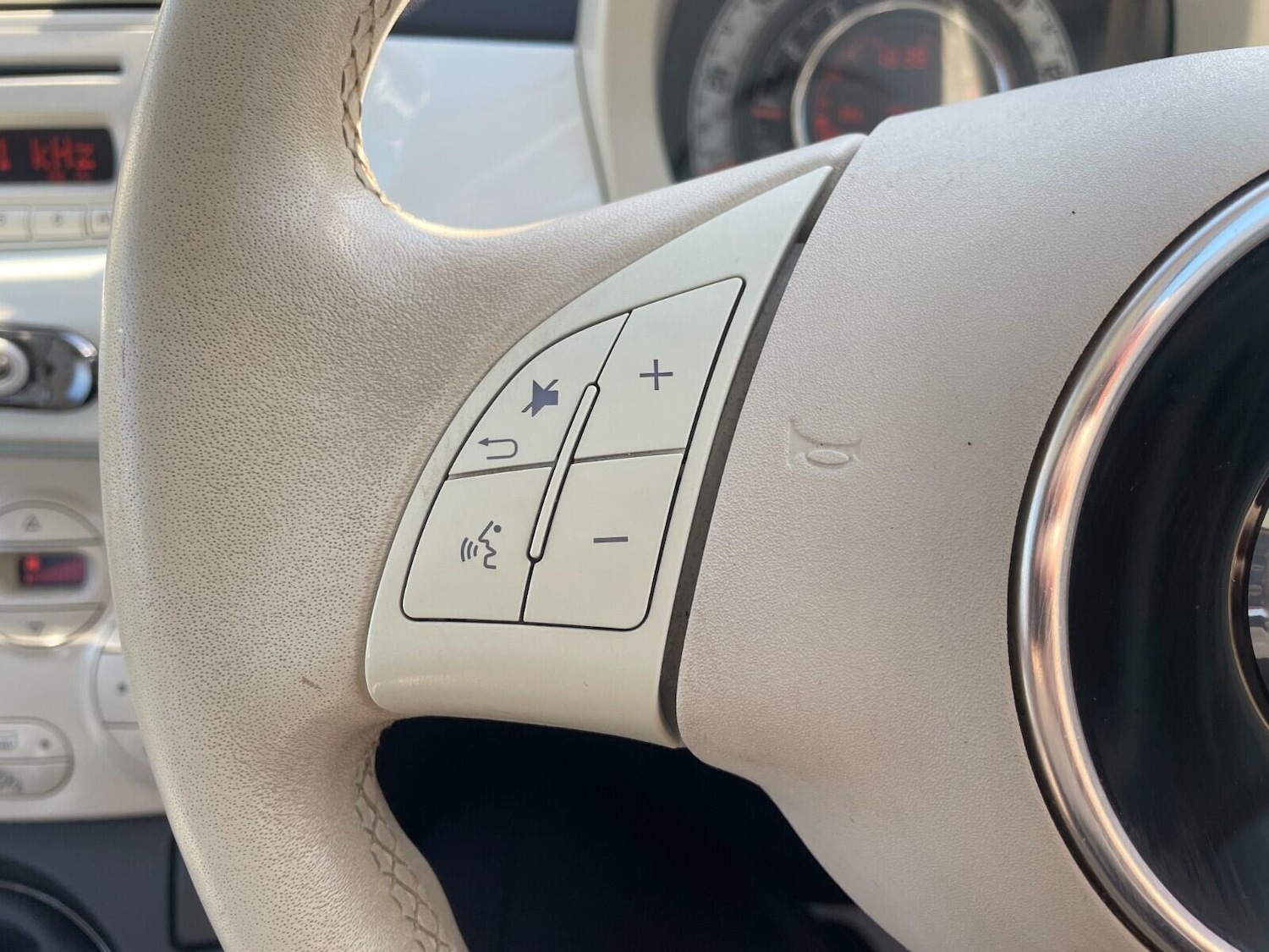 Used Fiat 500 2015 for sale - 76122815: Photo 25