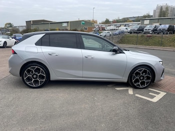 Used Vauxhall Astra 2025 for sale - 76336057: Photo 4