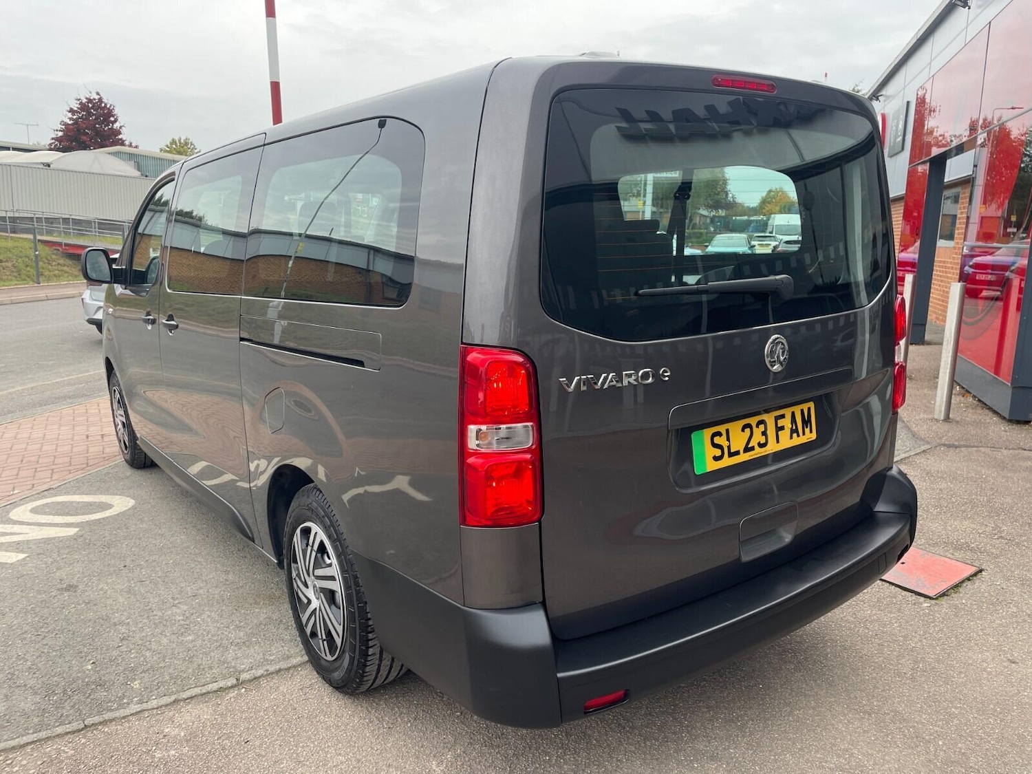 Used Vauxhall Vivaro Life 2023 for sale - 76361324: Photo 3