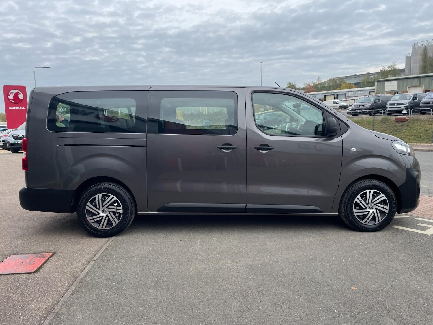 Used Vauxhall Vivaro Life 2023 for sale - 76361324: Photo 6