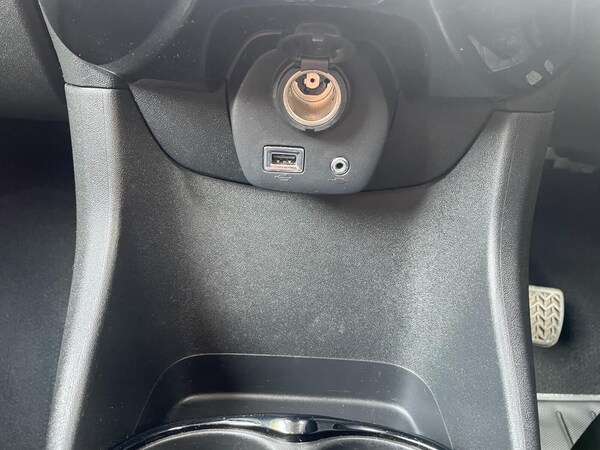 Used Toyota AYGO 2017 for sale - 75646242: Photo 25