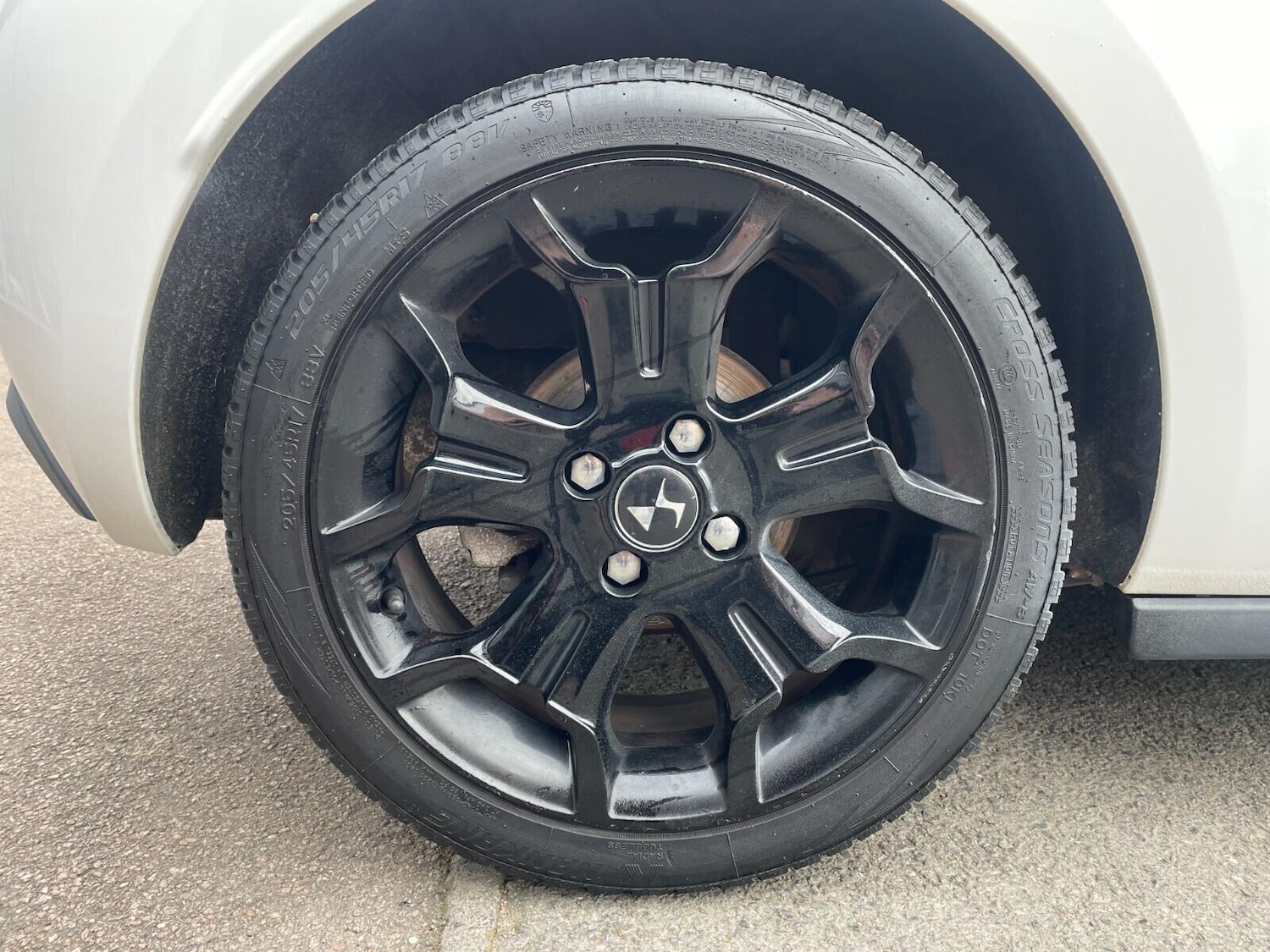 Used Citroen DS3 2012 for sale - 76326620: Photo 10