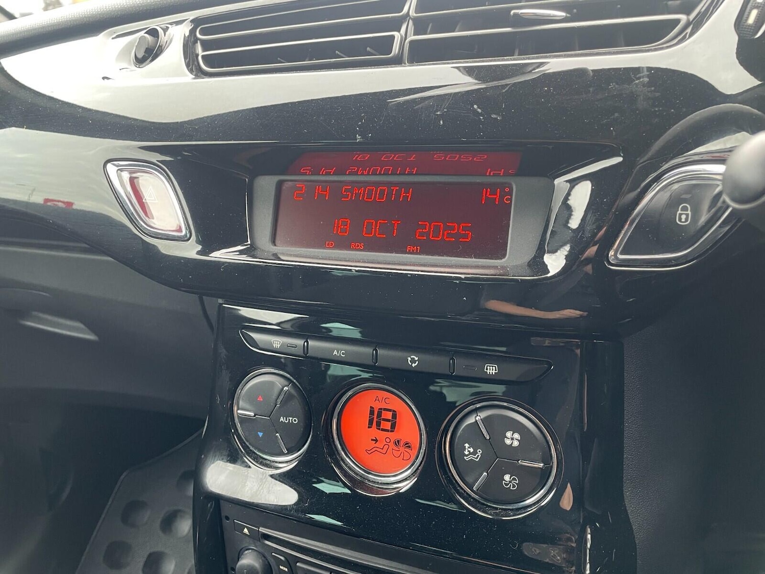 Used Citroen DS3 2012 for sale - 76326620: Photo 18