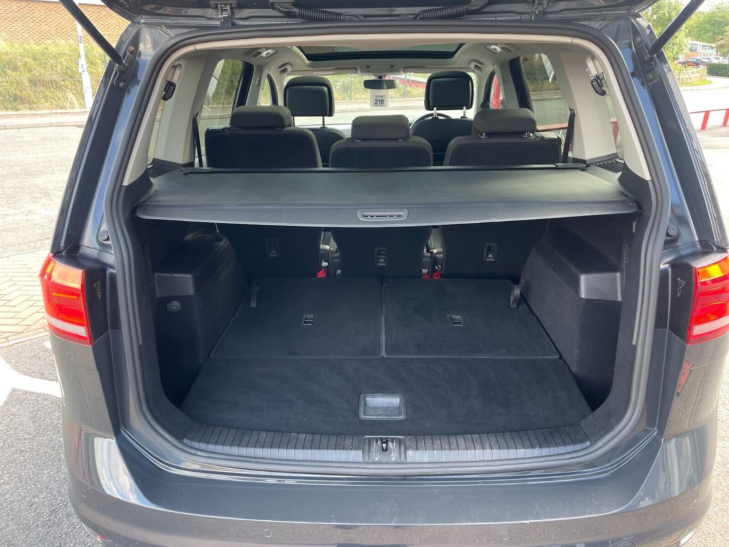 Used Volkswagen Touran 2018 for sale - 75979015: Photo 14